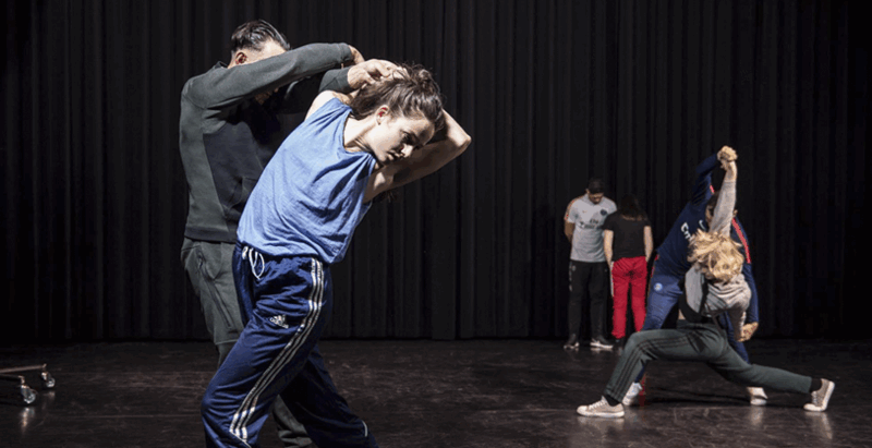 Dans met kwetsbare jongeren: vier vragen aan Corpo Máquina