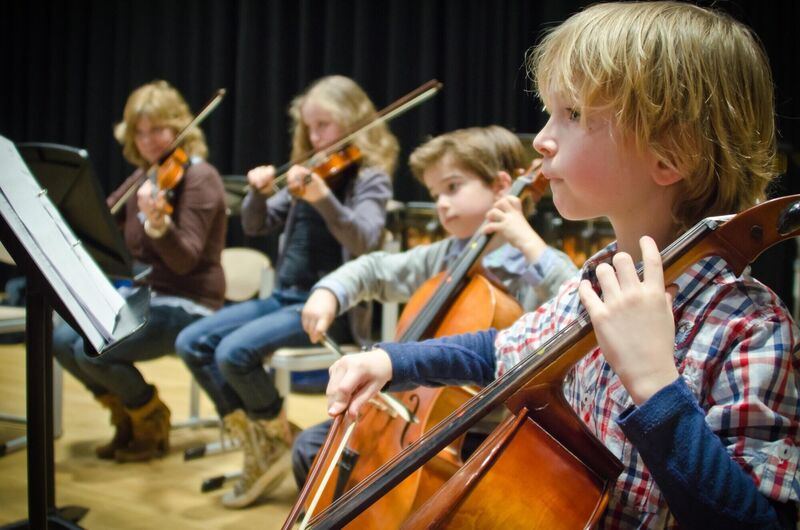 Koninklijke aandacht voor meer muziekles in de klas